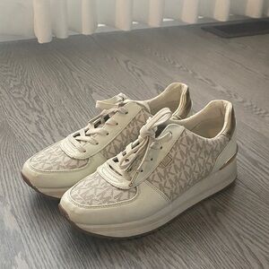 Michael Kors Cream Beige Logo Platform Sneakers Monique